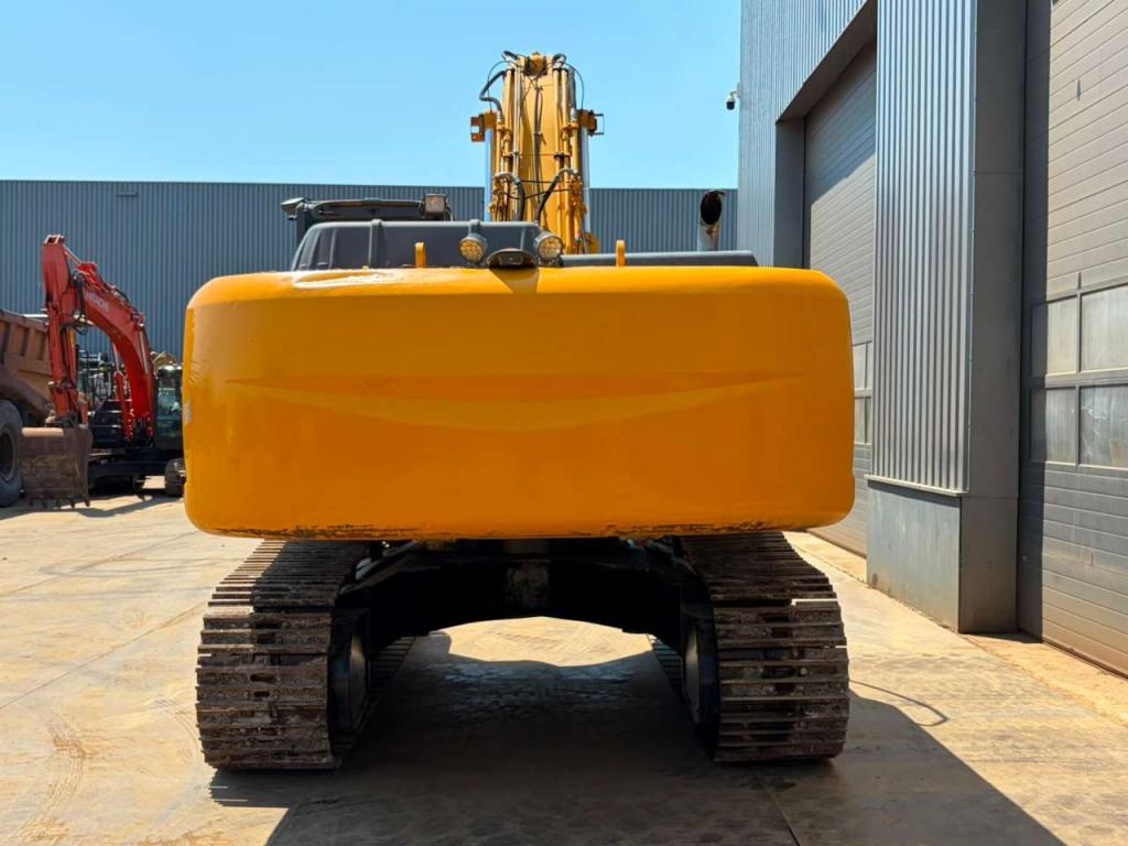 Hitachi ZX350LCN-3 Foto 4