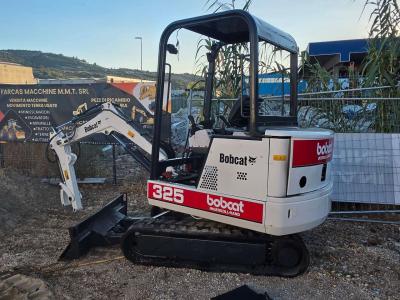 Bobcat 325 in vendita da Farcas Macchine M.M.T