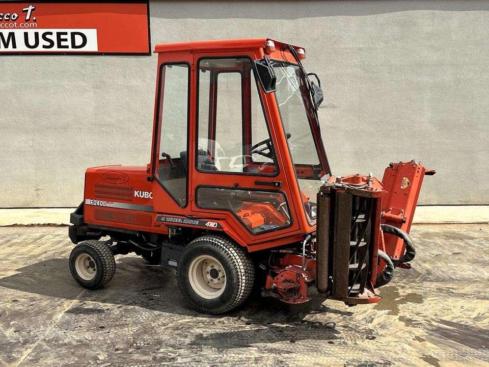 Kubota F2400 4X4 Foto 3