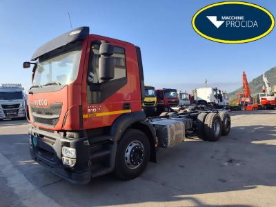 Iveco STRALIS HI-STREET 260S31 in vendita da Procida Macchine S.r.l.