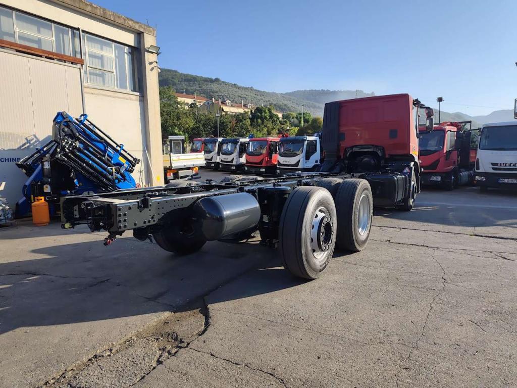 Iveco STRALIS HI-STREET 260S31 Foto 15