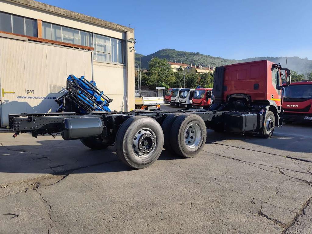 Iveco STRALIS HI-STREET 260S31 Foto 18