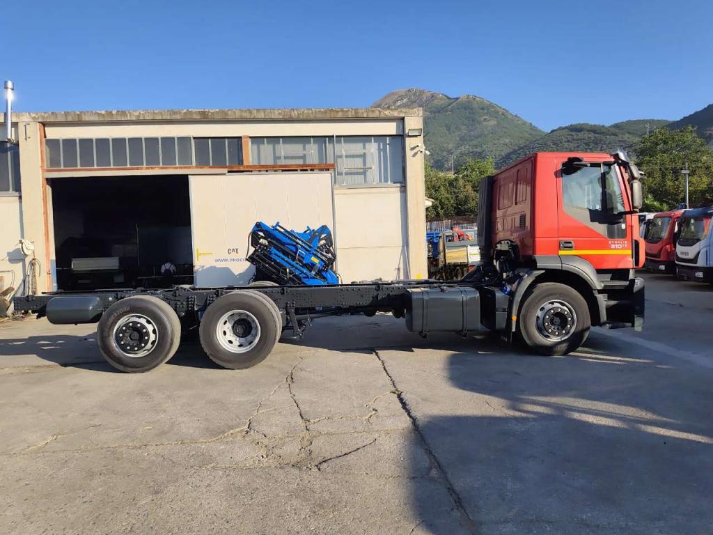 Iveco STRALIS HI-STREET 260S31 Foto 22