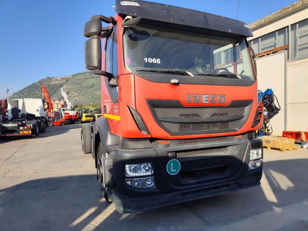 Iveco STRALIS HI-STREET 260S31 Foto 28