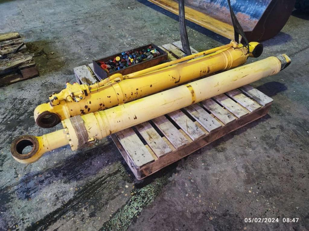 Komatsu PC210NLC-7 Foto 1