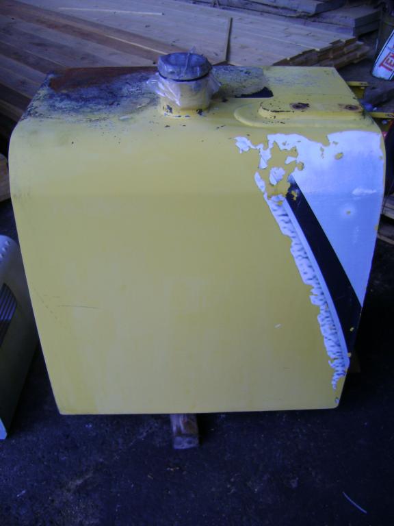 Serbatoio gasolio per New Holland E 215 B Foto 1