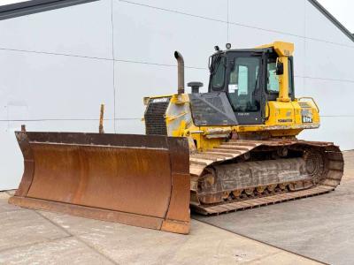 Komatsu D61PX-15 - 6 way + Folding Blade / CE + EPA / AC