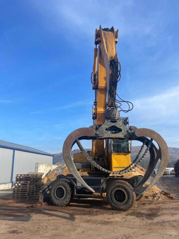 Liebherr A934 Foto 4