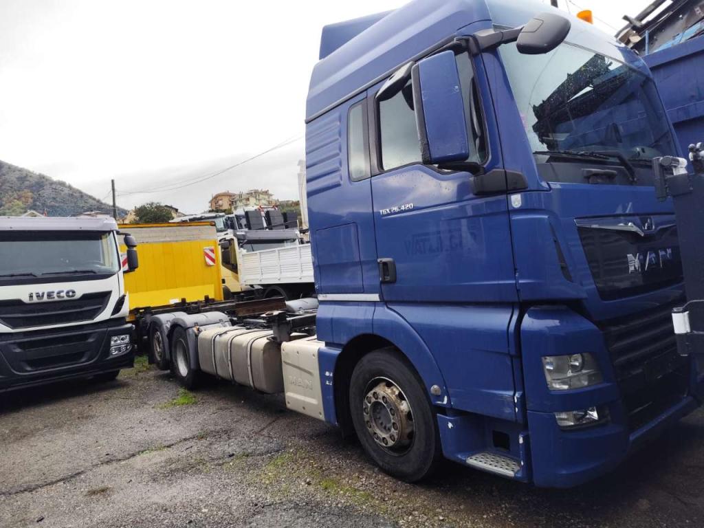 Man TGX 26.420 Foto 19