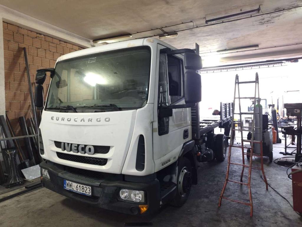 Iveco EUROCARGO 100E18 Foto 14