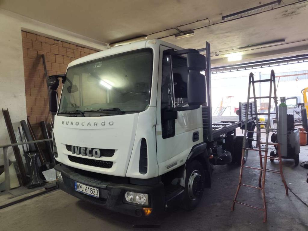 Iveco EUROCARGO 100E18 Foto 15
