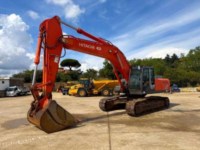 Hitachi ZX350LCN-3 in vendita da Omeco Spa