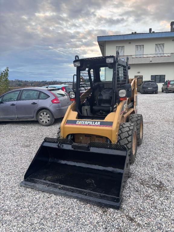 Caterpillar 216 Foto 5
