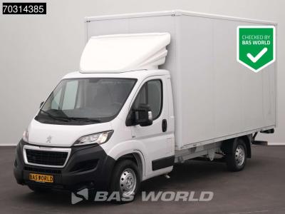 Peugeot Boxer 140PK Laadklep D'Hollandia Zijdeur Bakwwagen Airco Cruise Euro6 Meubelbak Koffer A/C Cruise c in vendita da BAS World B.V.