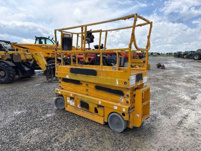 Haulotte Compact 10N in vendita da Makiboom Slu