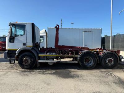Iveco EuroTech Cursor in vendita da Leo MMT Srl