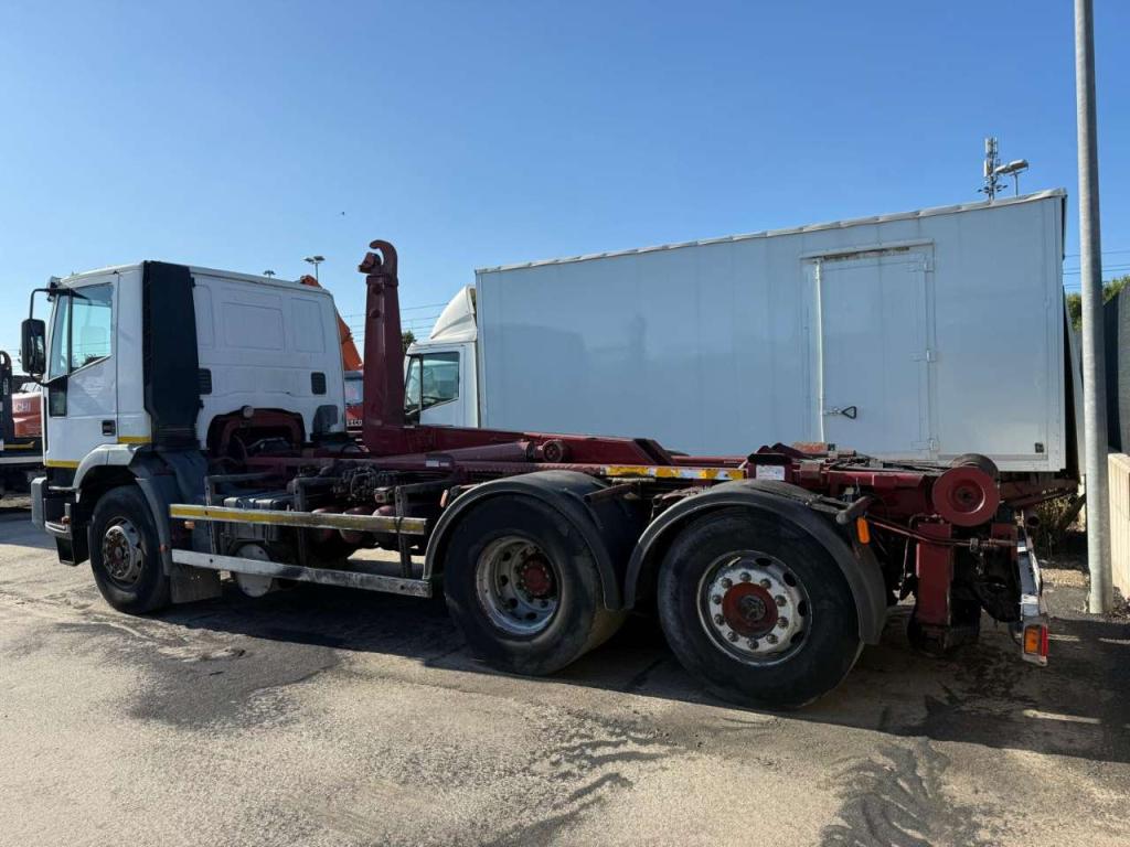 Iveco EuroTech Cursor Foto 2