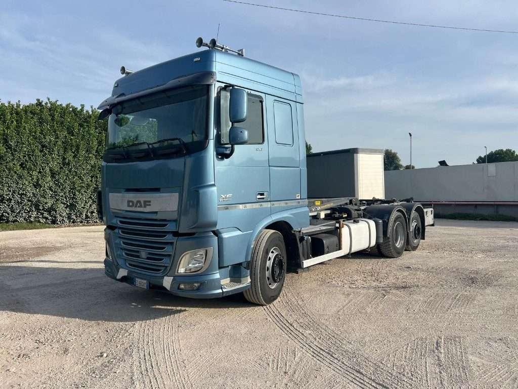 Daf XF 510 SCARRABILE USATO Foto 1