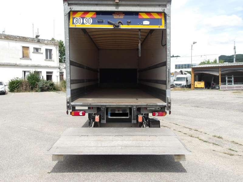 Iveco EUROCARGO CUBE 120-220 Foto 9