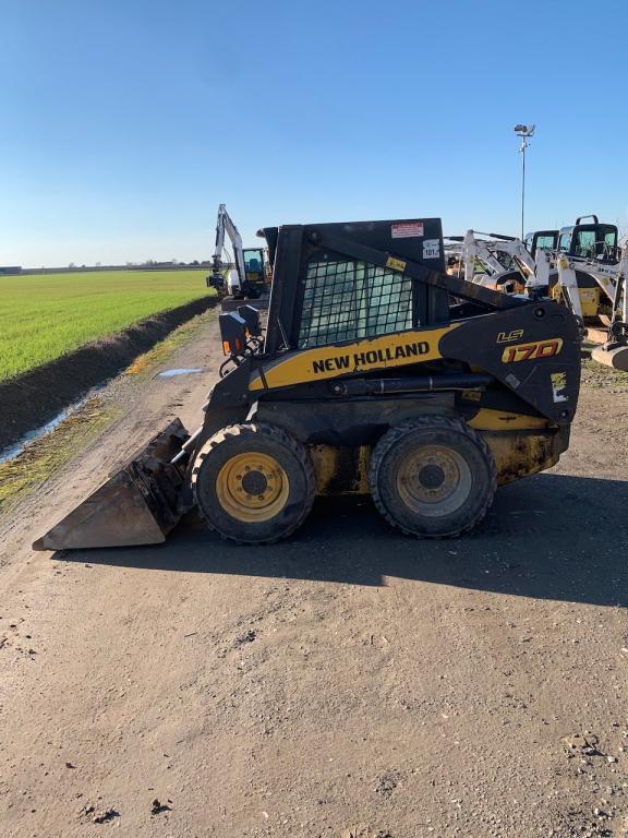 New Holland LS 170 Foto 2