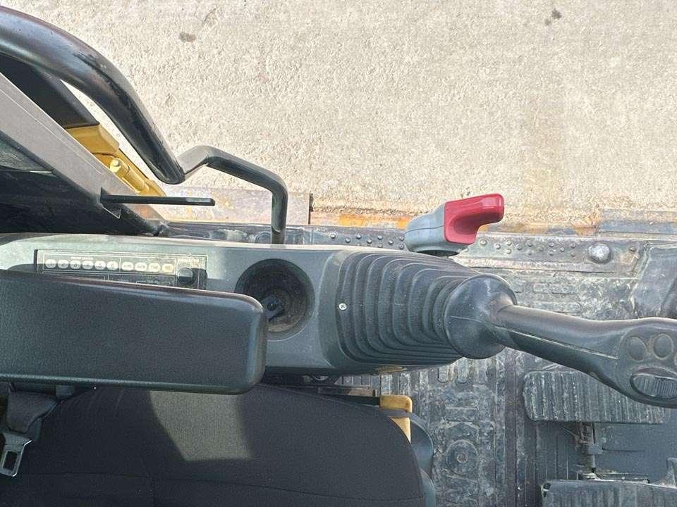 Komatsu PC210NLC Foto 19