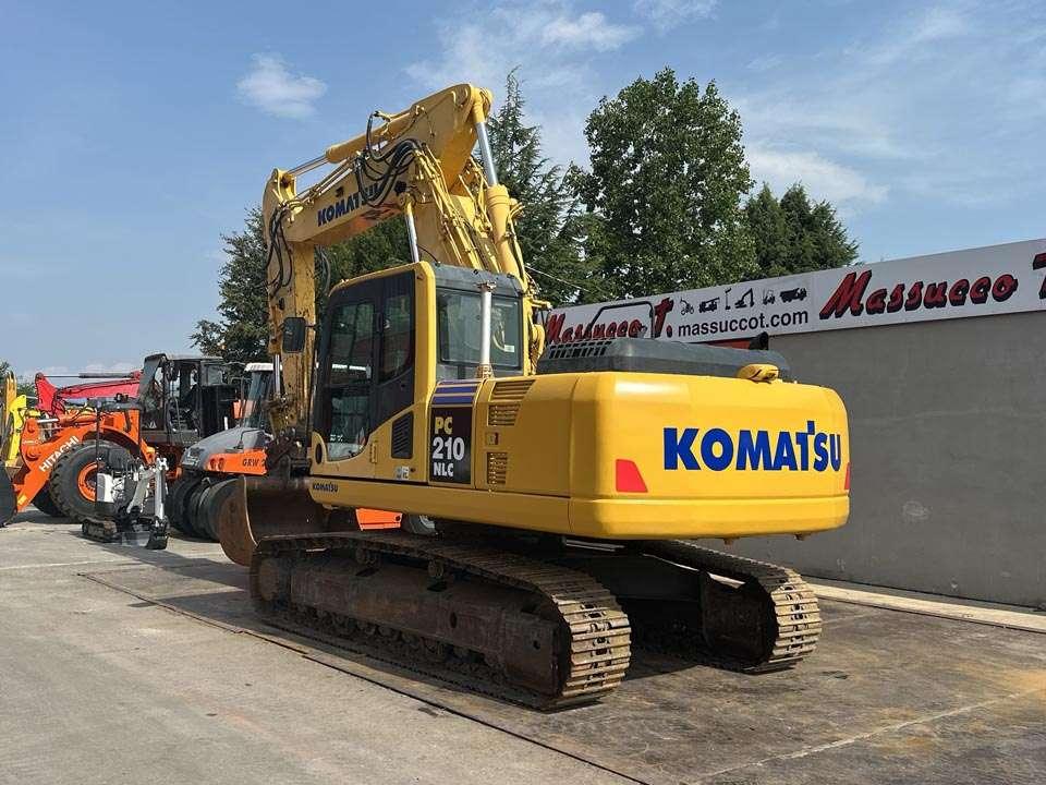 Komatsu PC210NLC Foto 3