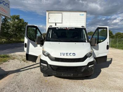 Iveco DAILY 35C15 furgonato manuale in vendita da Bridge Export Srl