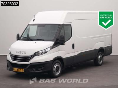 Iveco Daily 35S18 3.0L Automaat 180PK L2H2 LED Navi Airco Cruise Camera 3,5t Trekgewicht Euro6 L2 A/C Cru in vendita da BAS World B.V.