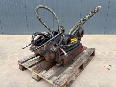 OilQuick OQ70/55 - M318D / 320D / 320E / 320F / 323D / 323E in vendita da Smitma B.V.