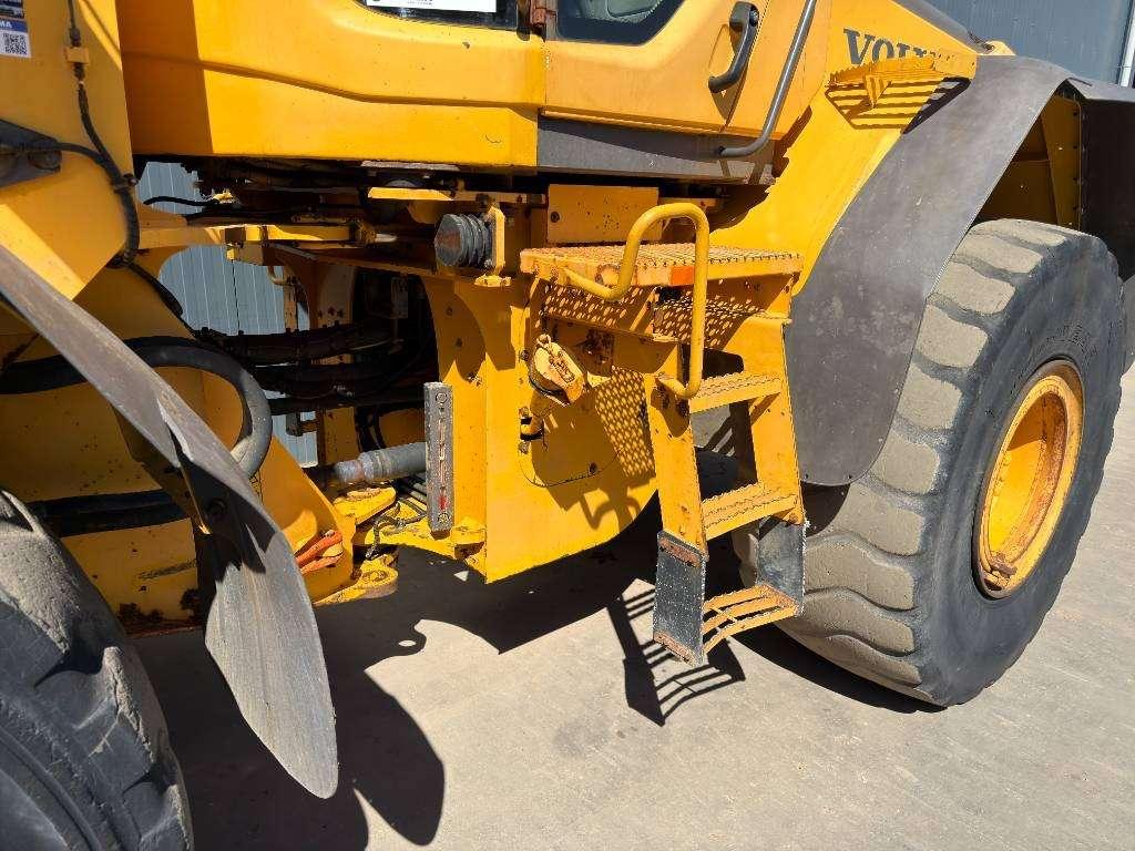 Volvo L120F Foto 10