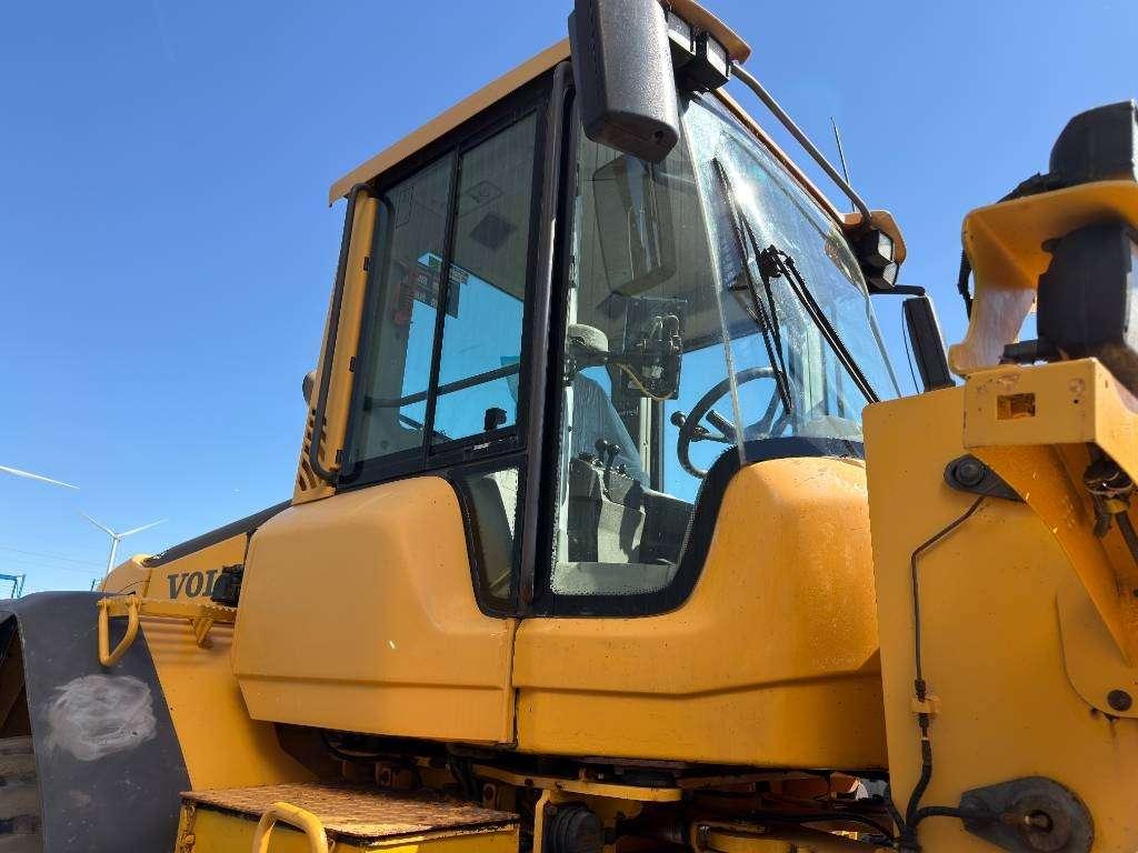 Volvo L120F Foto 20