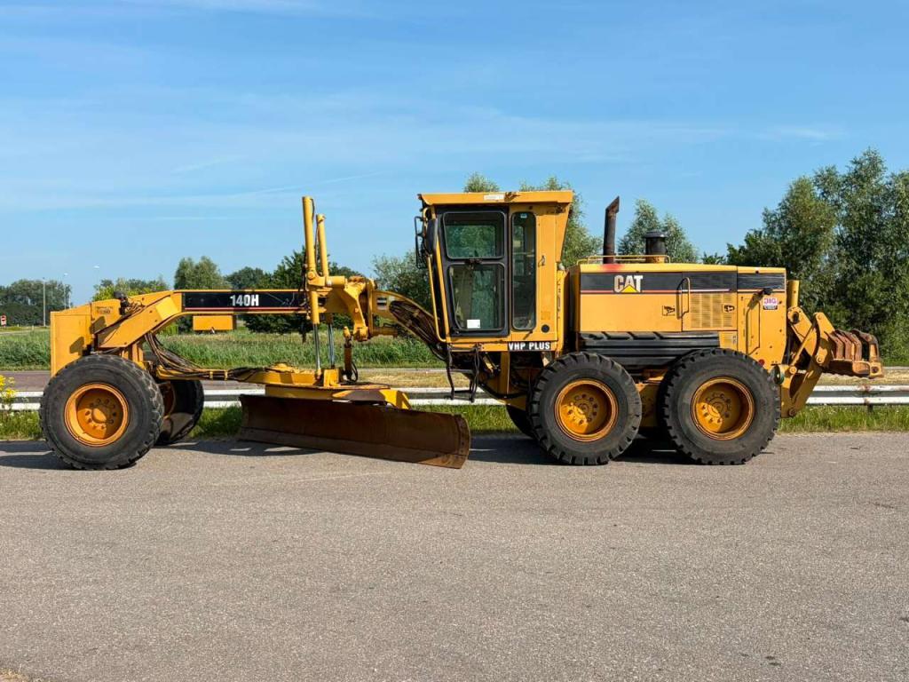 Caterpillar 140H Foto 1