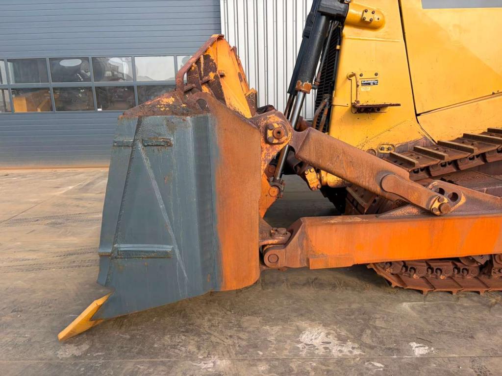 Caterpillar D8T Foto 10