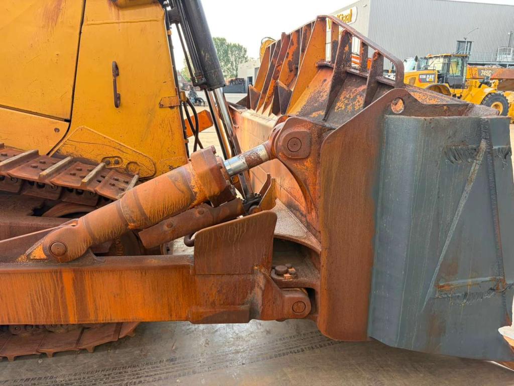 Caterpillar D8T Foto 14