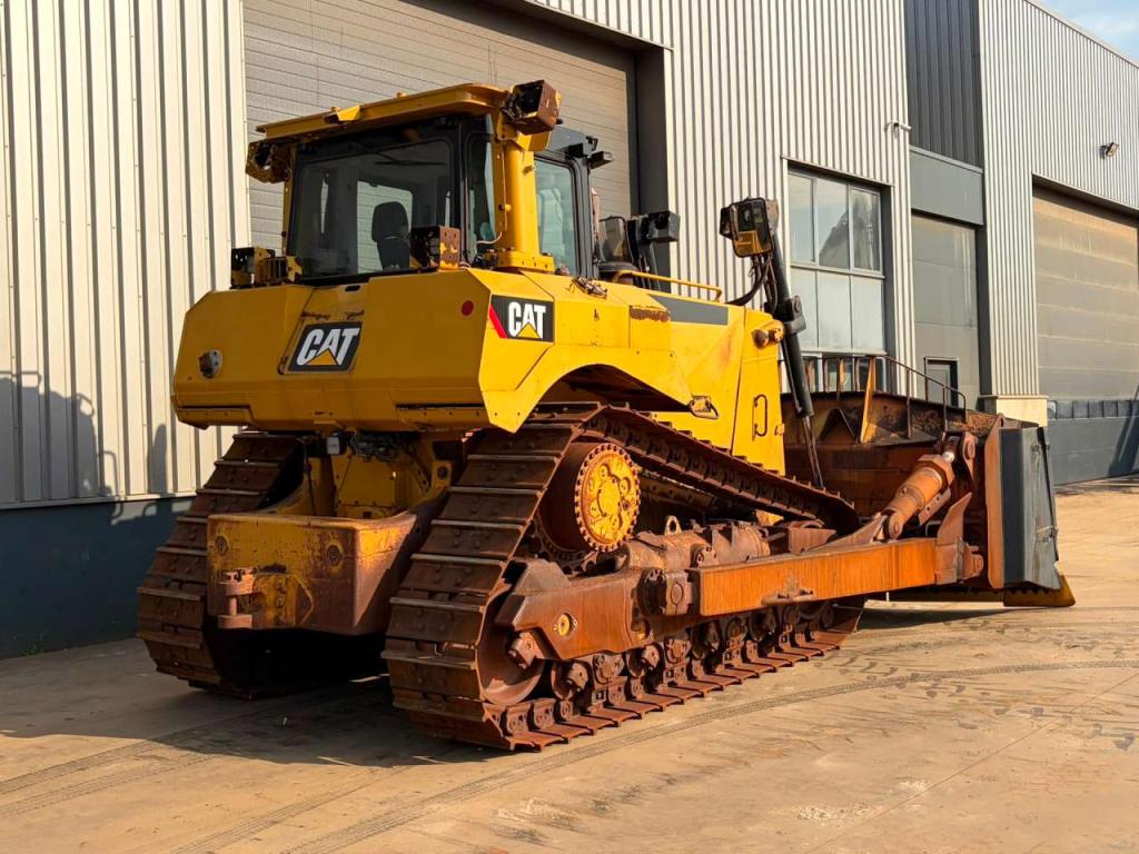 Caterpillar D8T Foto 5
