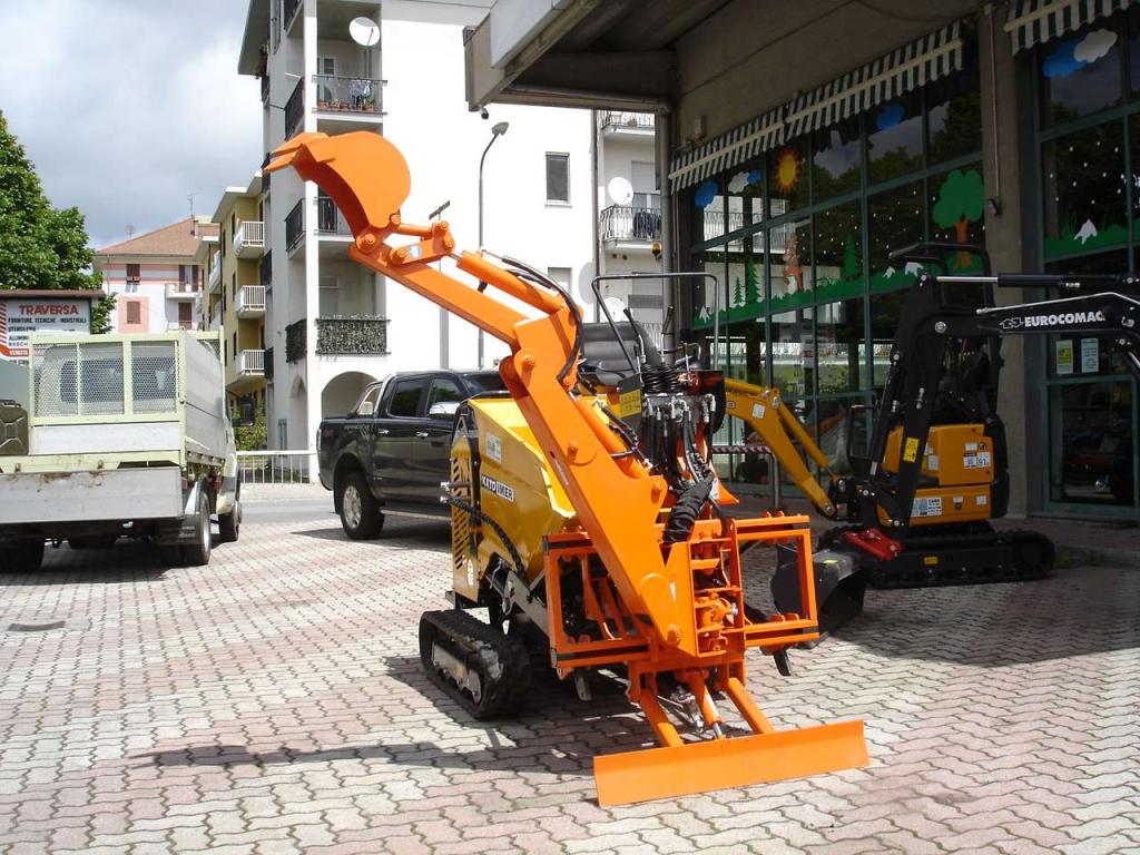 Kato Imer CARRY 107 DUMPER CON BRACCIO ESCAVATORE Foto 4