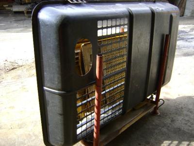 Cofanatura e carter carrozzeria per Caterpillar 325 B in vendita da PRV Ricambi Srl