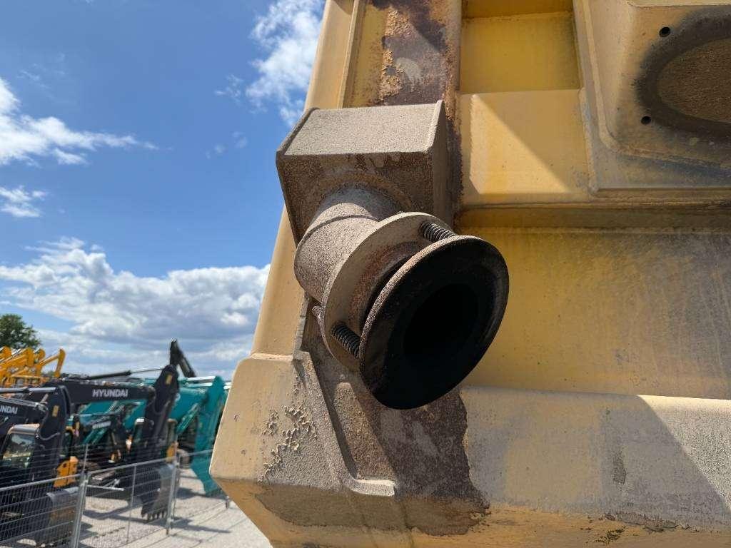 Komatsu HD 405-7 - German Machine / Automatic Greasing Foto 20