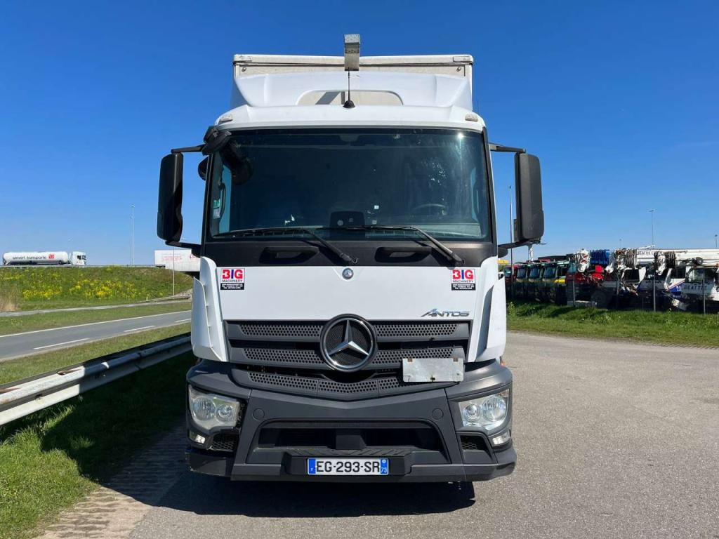 Mercedes-Benz Antos 1836 4x2 Closed Box, double floor Foto 7