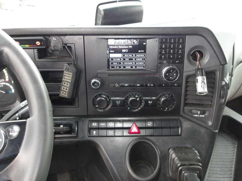 Mercedes-Benz Antos 1836 4x2 Closed Box, double floor Foto 9