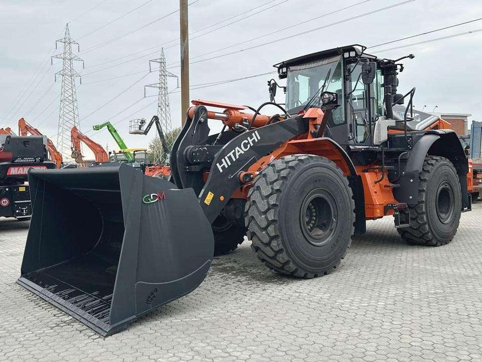 Hitachi ZW310-7 Foto 1