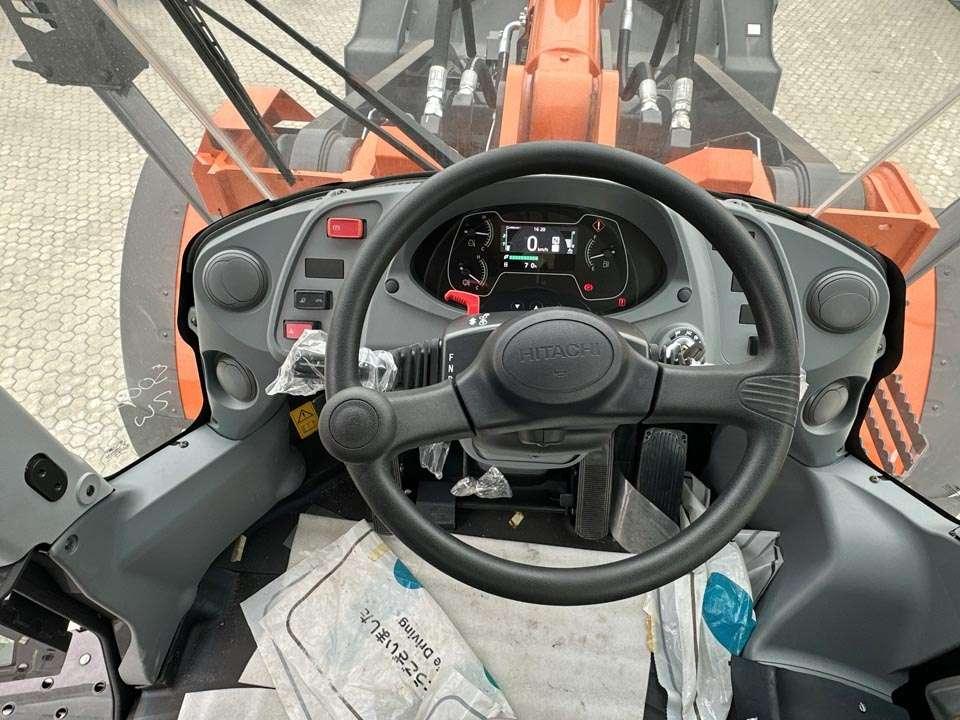 Hitachi ZW310-7 Foto 18