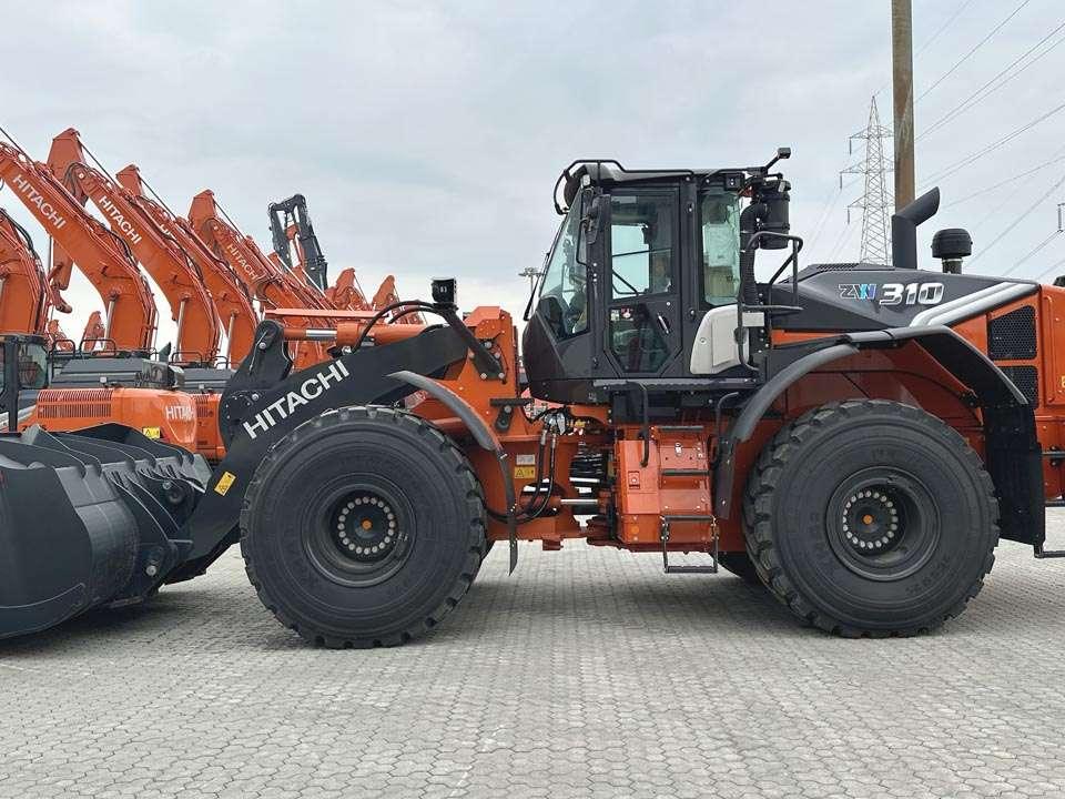 Hitachi ZW310-7 Foto 2
