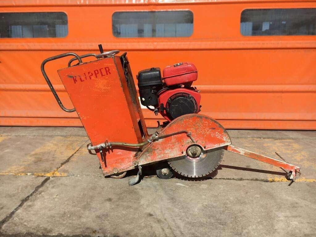 KLIPPER Tagliasfalto Foto 1