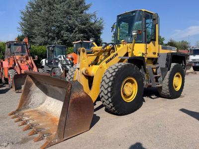 Komatsu WA270