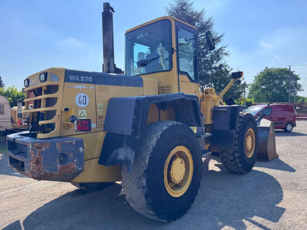 Komatsu WA270 Foto 5