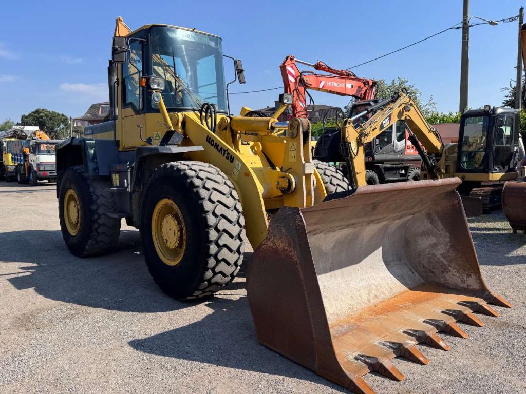 Komatsu WA270 Foto 6
