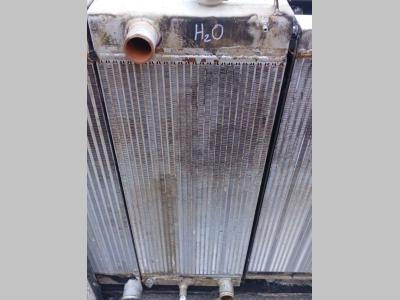 Radiatore acqua per New Holland E 215/245 C in vendita da PRV Ricambi Srl