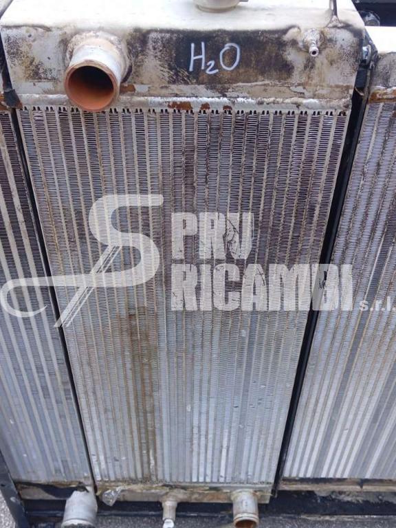Radiatore acqua per New Holland E 215/245 C Foto 1