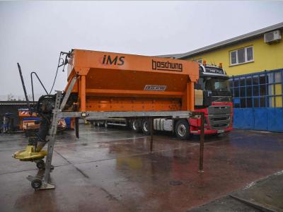 Boschung hopper-mounted spreader IMSSF B29050D in vendita da Balavto